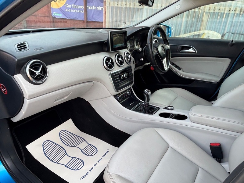 Mercedes-Benz A Class 1.6 A180 Sport Edition 121 Bhp White #22