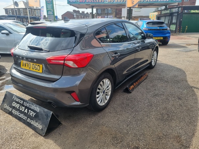Ford Focus Titanium Grey #4