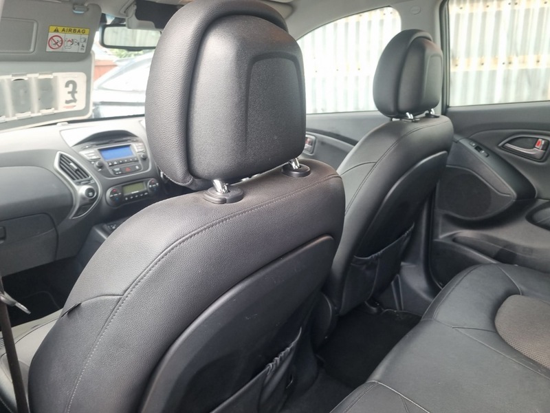Hyundai Ix35 1.6 Gdi S Suv Euro 5 135 Ps Black #20