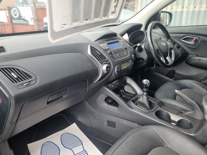 Hyundai Ix35 1.6 Gdi S Suv Euro 5 135 Ps Black #23