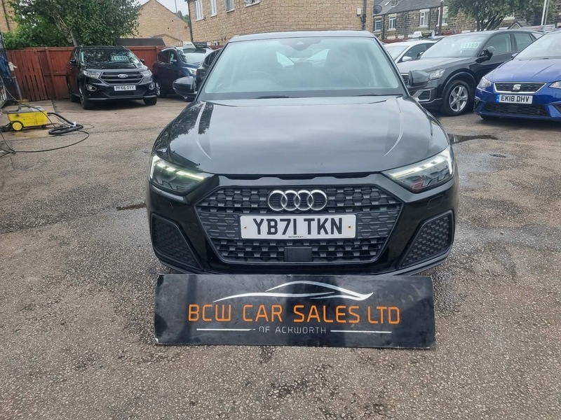 Audi A1 Sportback Tfsi Technik Black #6