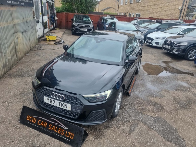 Audi A1 Sportback Tfsi Technik Black #5
