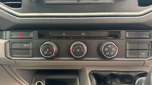Volkswagen Crafter Panel Van 140Hp Aircon Mwb Nav Rwd Trendline Euro Red #22