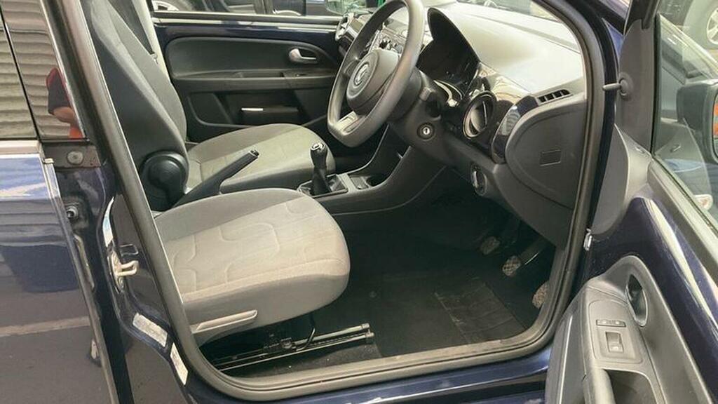 Volkswagen Up 1.0 Move Up  #11