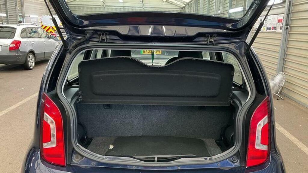 Volkswagen Up 1.0 Move Up  #9