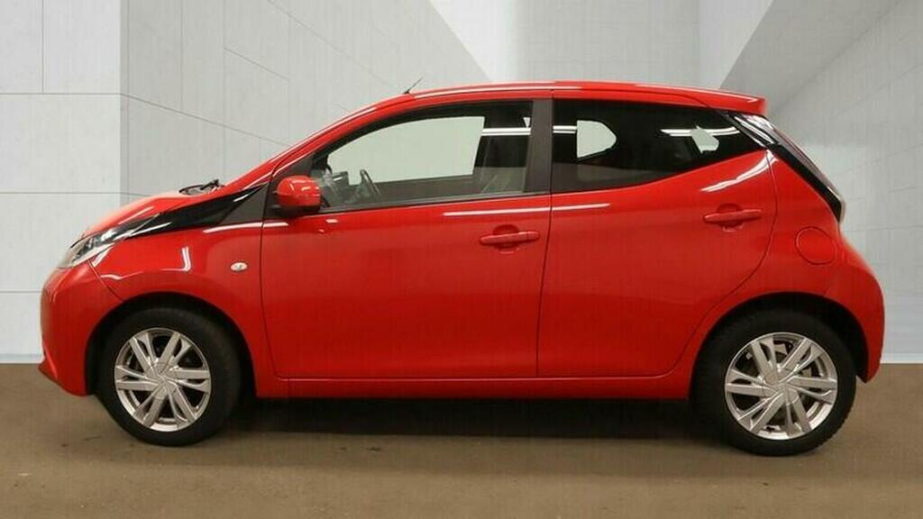 Toyota Aygo 1.0 Vvt-i X-pression Euro 5 Euro 5 Red #6