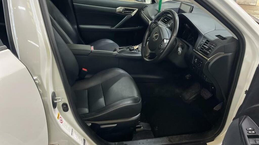 Lexus CT Hatchback 1.8 200H F Sport Cvt Euro 6 Ss 2 White #11