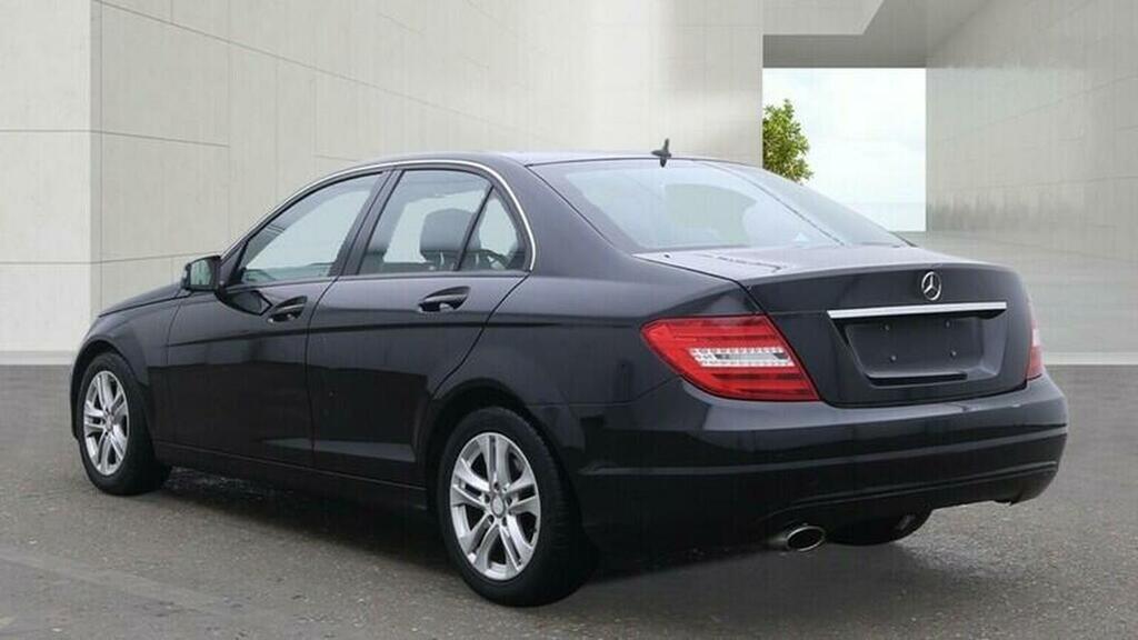 Mercedes-Benz C Class 1.6 C180 Blueefficiency Executive Se G-tronic Eur Black #3