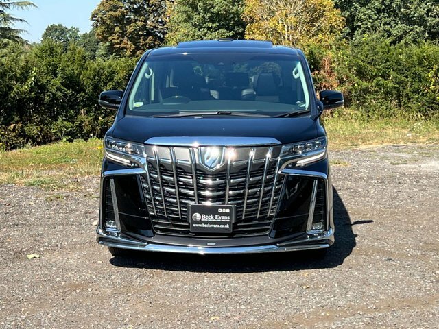 Toyota Alphard 2.5 Sc Package Black #3