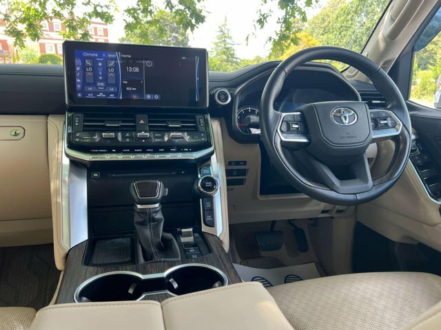Toyota Land Cruiser 300 Zx 3.5L White #3