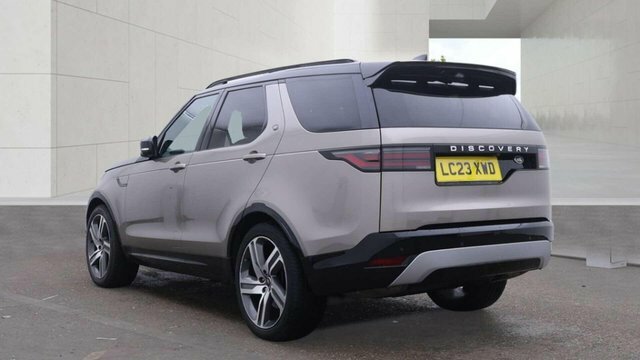 Land Rover Discovery 3.0 D300 Mhev Metropolitan Brown #4