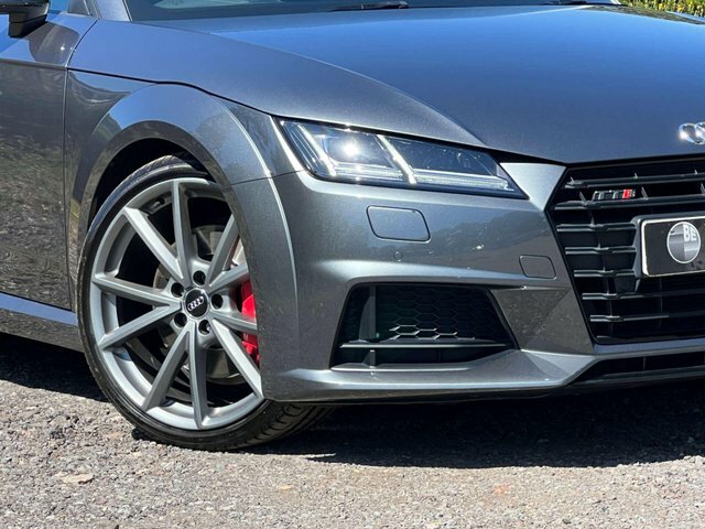 Audi TTS 2.0 Tfsi Black Edition Black #6