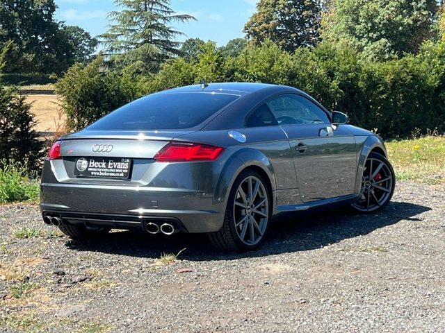 Audi TTS 2.0 Tfsi Black Edition Black #4