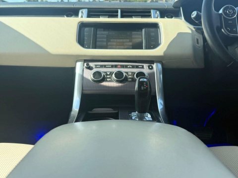 Land Rover Range Rover Sport Land Rover Range Rover Sport Hse Sdv6 A Red #16