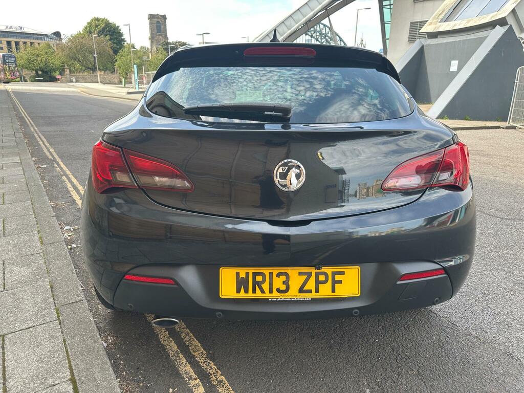 Vauxhall Astra GTC Coupe 2013 Vauxhall Astra 1.4 Sport Gtc Man White #8