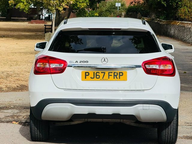 Mercedes-Benz GLA Class 1.6 Gla200 Se Executive Suv 7G-dct Eu White #6