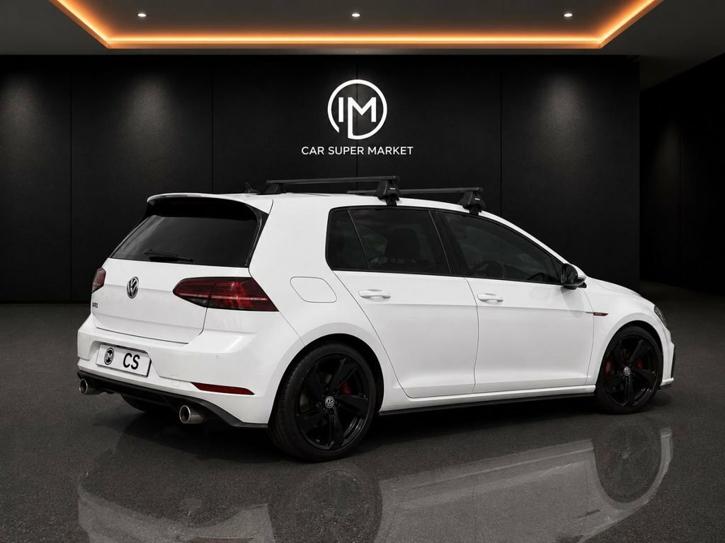 Volkswagen Golf 2L Gti Performance White #4