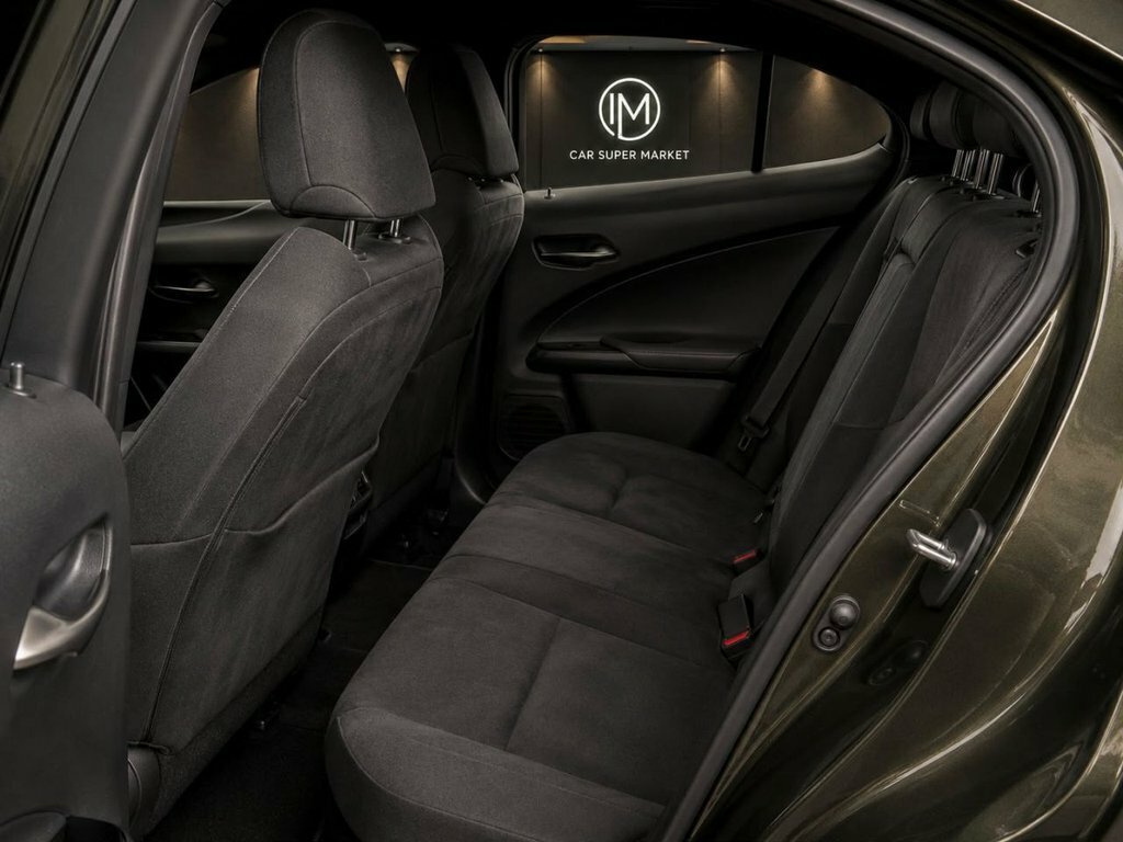 Lexus UX 250H 2.0 F-sport Cvt Premium Plus Grey #25