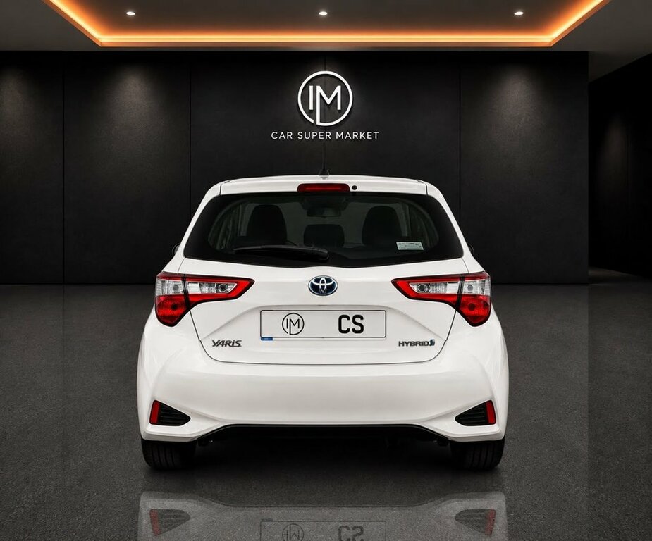 Toyota Yaris 1.5L Active White #5