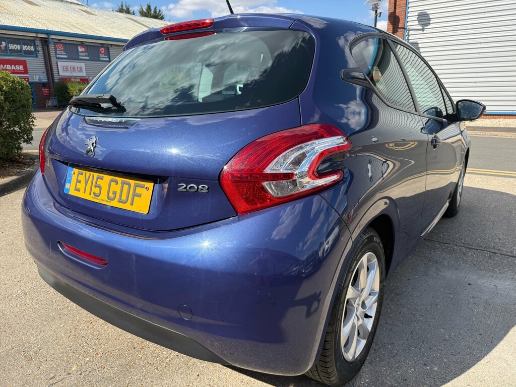 Peugeot 208 1.2 Puretech Active Euro 6 White #18