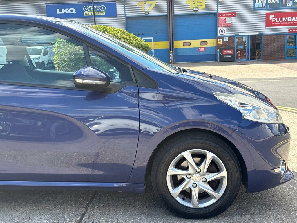Peugeot 208 1.2 Puretech Active Euro 6 White #27