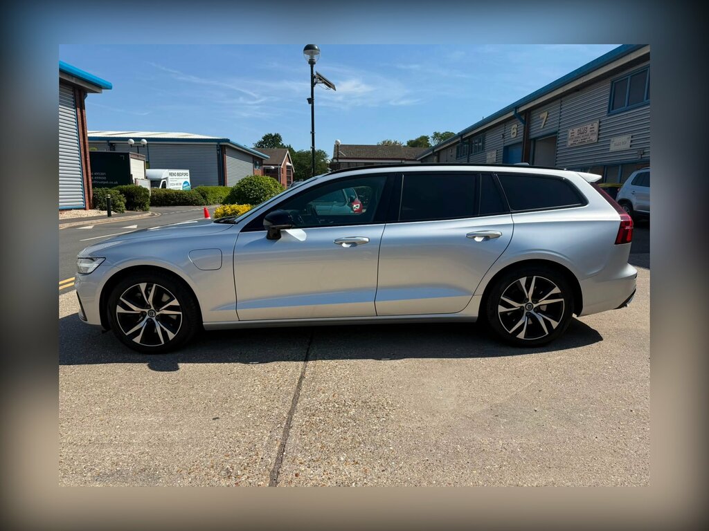 Volvo V60 2.0H T8 Twin Engine 11.6Kwh R-design Plus Estate 5 Silver #3