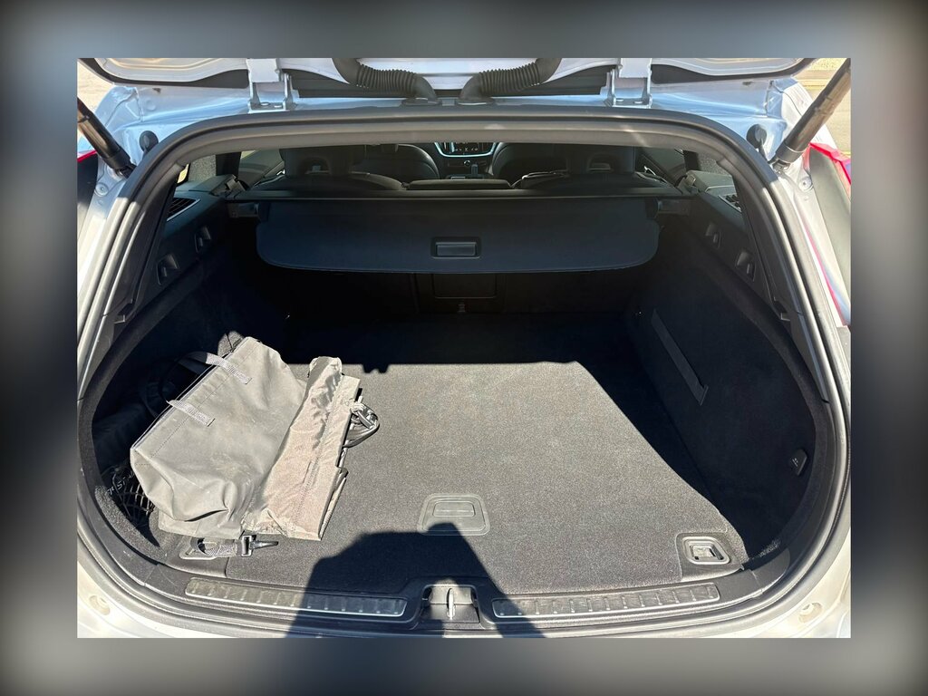 Volvo V60 D3 Momentum Privacy Glass, Keyless, Rear C Grey #18