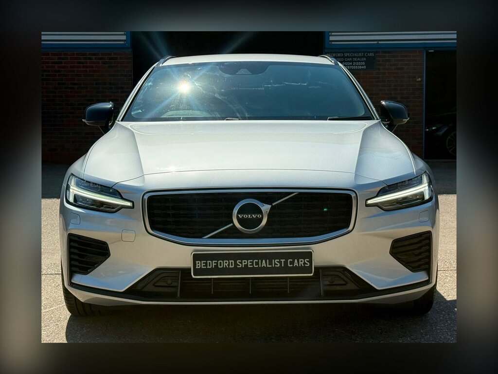 Volvo V60 D3 Momentum Privacy Glass, Keyless, Rear C Grey #8
