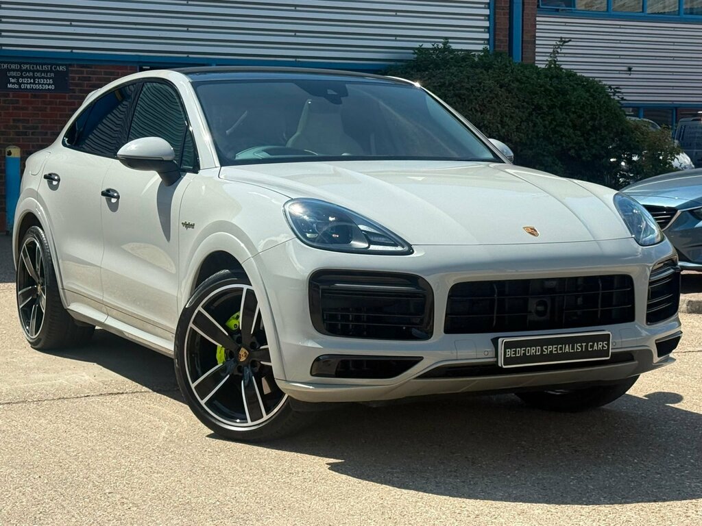 Porsche Cayenne 3.0 V6 E-hybrid 17.9Kwh Platinum Edition Coupe Grey