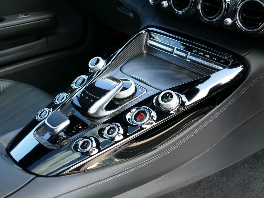 Mercedes-Benz AMG GT   #31