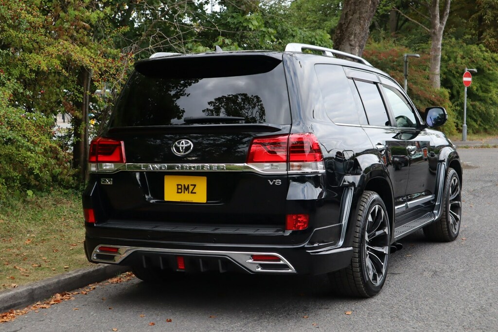 Toyota Land Cruiser V8 4.6 V8 Zx Wald Sports Line Black Bison Black #3