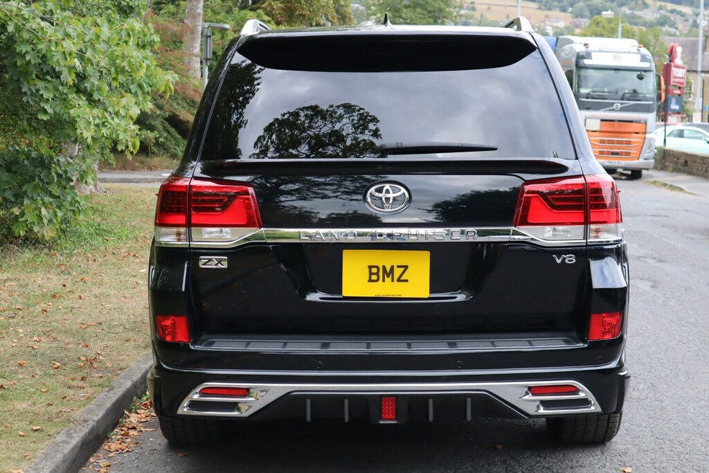 Toyota Land Cruiser V8 4.6 V8 Zx Wald Sports Line Black Bison Black #4
