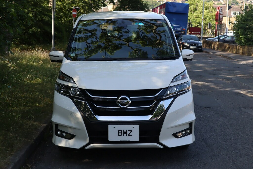 Nissan Serena Highway Star White #8