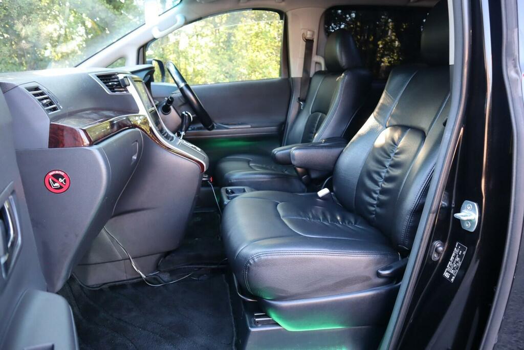 Toyota Vellfire 2.4 Leather-carplay-7 Seats-sunroofs Black #13