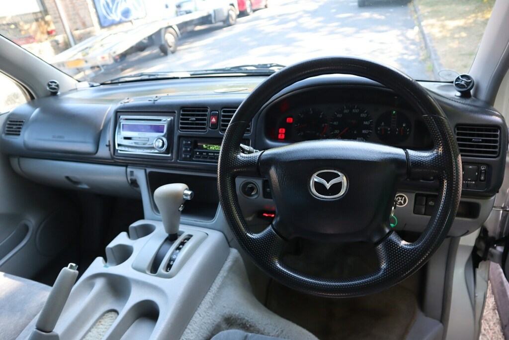 Mazda Bongo B2000 2.0 B2000 White #22