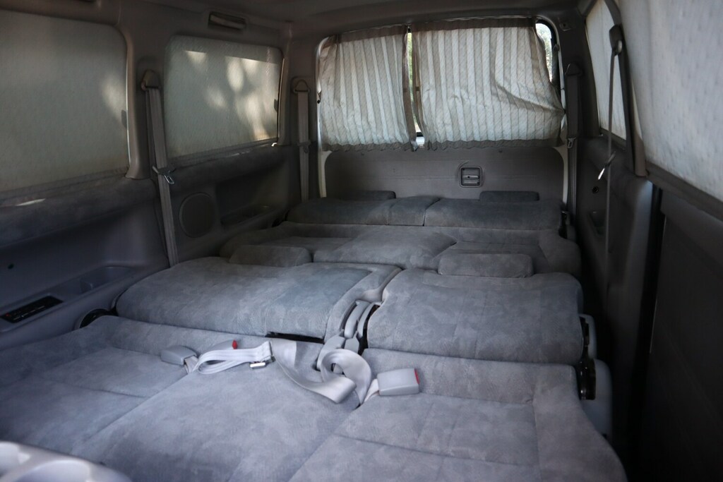Mazda Bongo B2000 2.0 B2000 White #31
