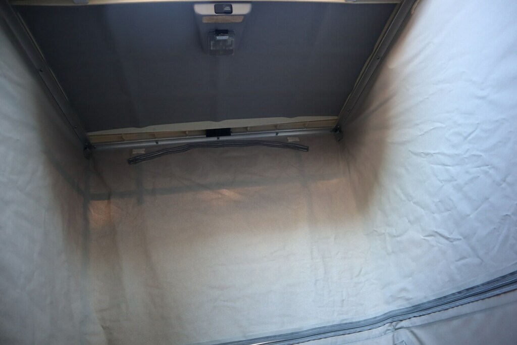 Mazda Bongo B2000 2.0 B2000 White #30