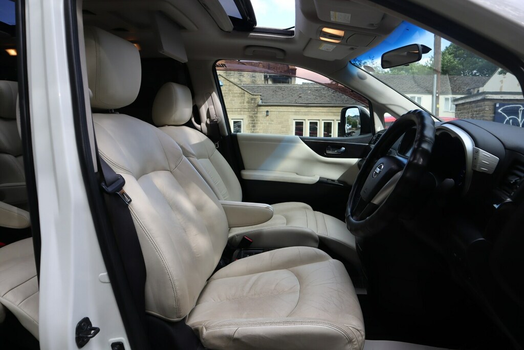 Nissan Elgrand 3.2 3.2 Black #9