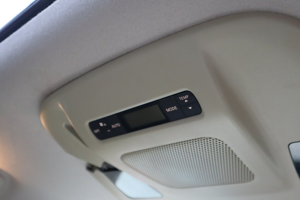 Nissan Elgrand 3.2 3.2 Black #24