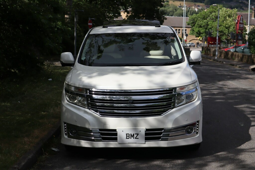 Nissan Elgrand 3.2 3.2 Black #8