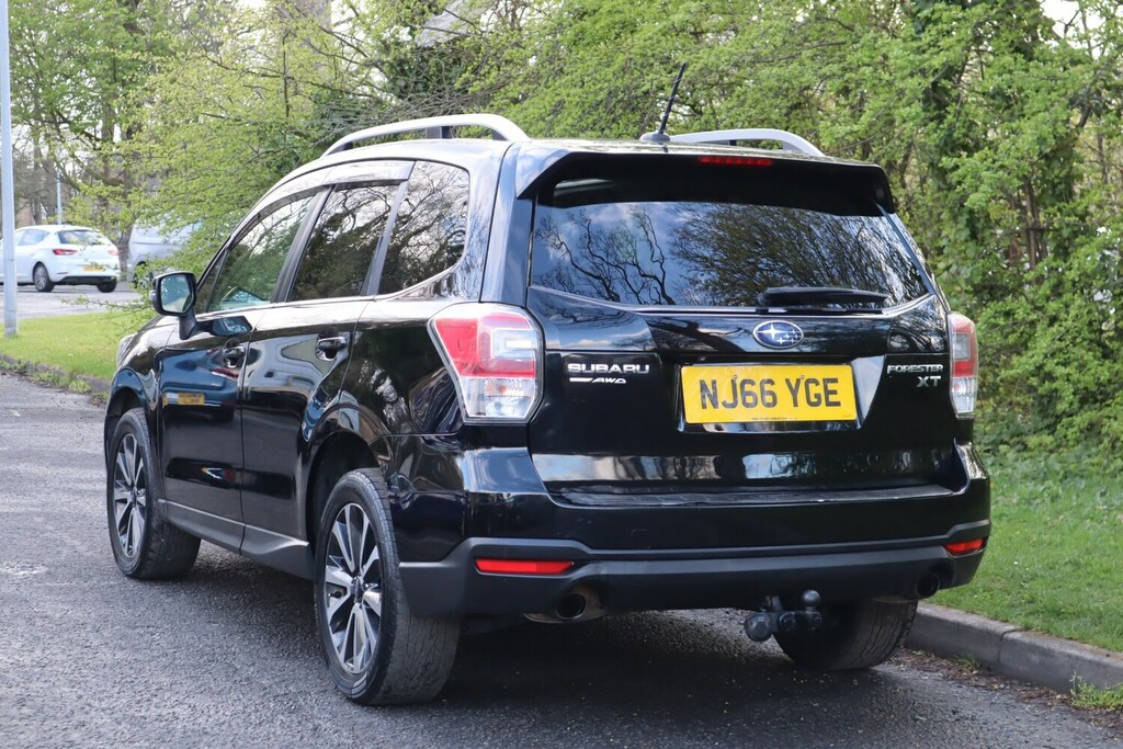 Subaru Forester 2.0 Xt Lineartronic Black #5