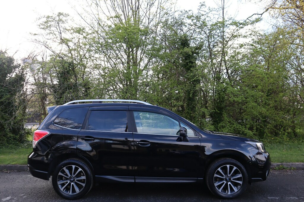 Subaru Forester 2.0 Xt Lineartronic Black #2