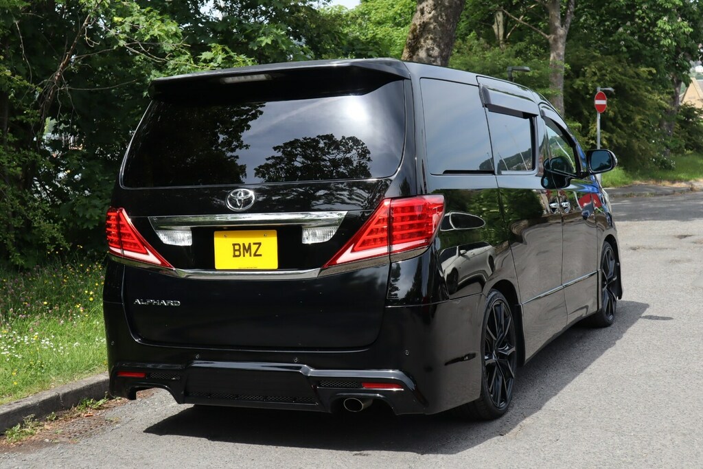 Toyota Alphard 240 2.4 Edition S 4Wd 8S Admiration Kit Black #3