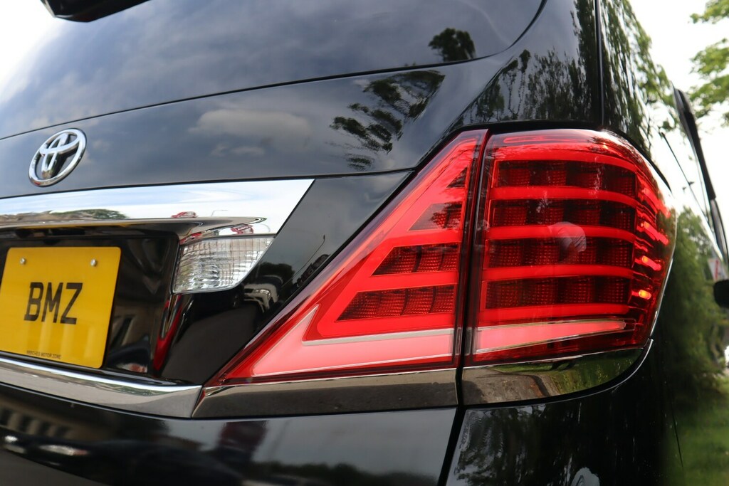 Toyota Alphard 240 S 55000 Miles Bimta Certificated 2.4 White #26