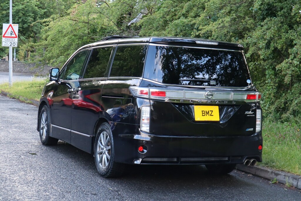 Nissan Elgrand 350 3.5 V6 Autec Rider Premium Black Line 7S Black #5