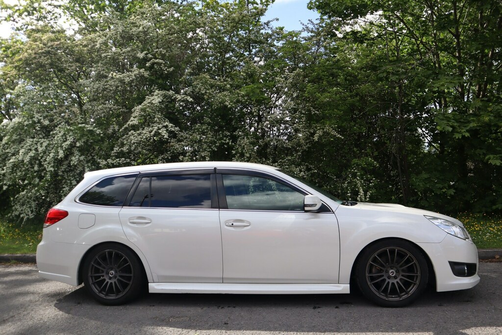 Subaru Legacy 2.5 Gt Eye Sight Ej25 Turbo Estate Awd Br9 White #2