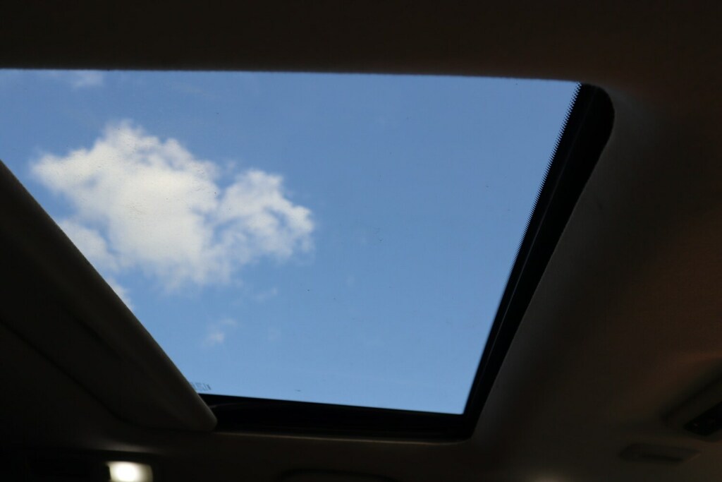 Nissan Elgrand   #23