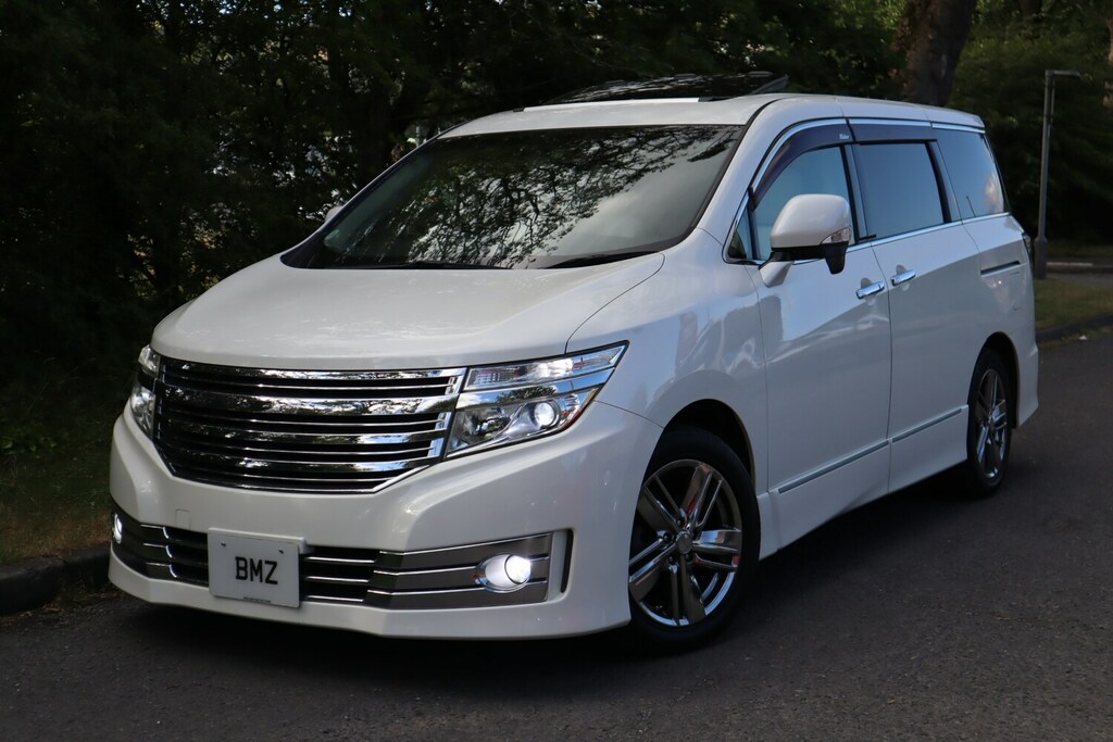 Nissan Elgrand   #27