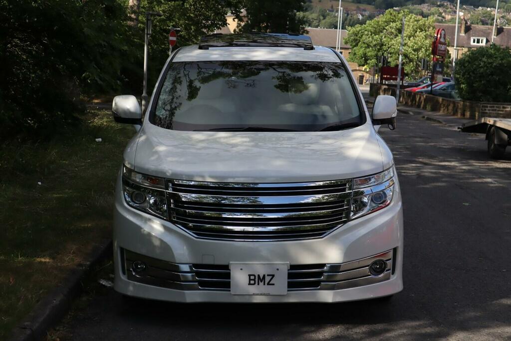 Nissan Elgrand   #8