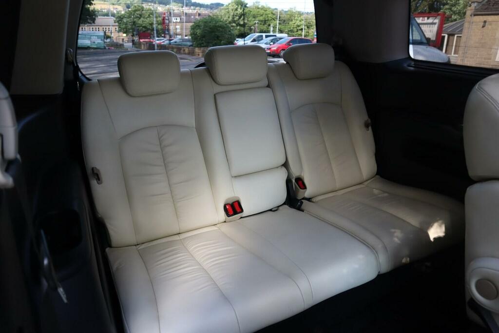 Nissan Elgrand   #11